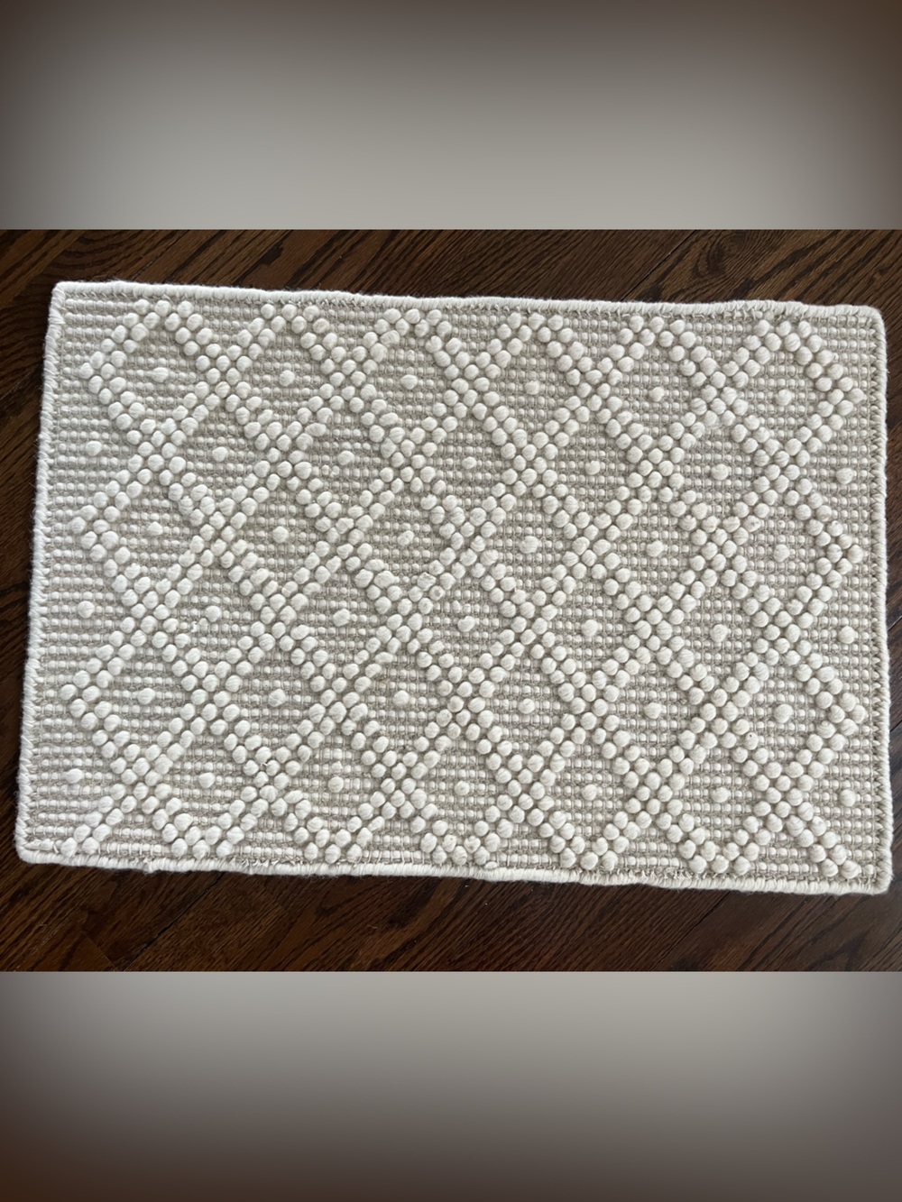 Stonecutter Textured Grey & white Cotton Rug - Geometric Bobble Design 100% Wool